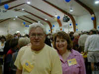 Frank Beitz and wife Diane pic 115 med.jpg (38870 bytes)